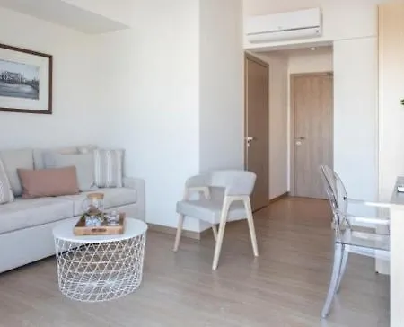 Gallery & Residences 3* Piraeus