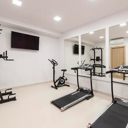 Gallery & Residences Hotel
