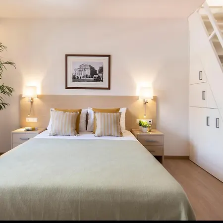 Gallery & Residences Hotel 3*