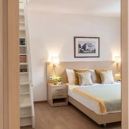 Hotel Gallery & Residences